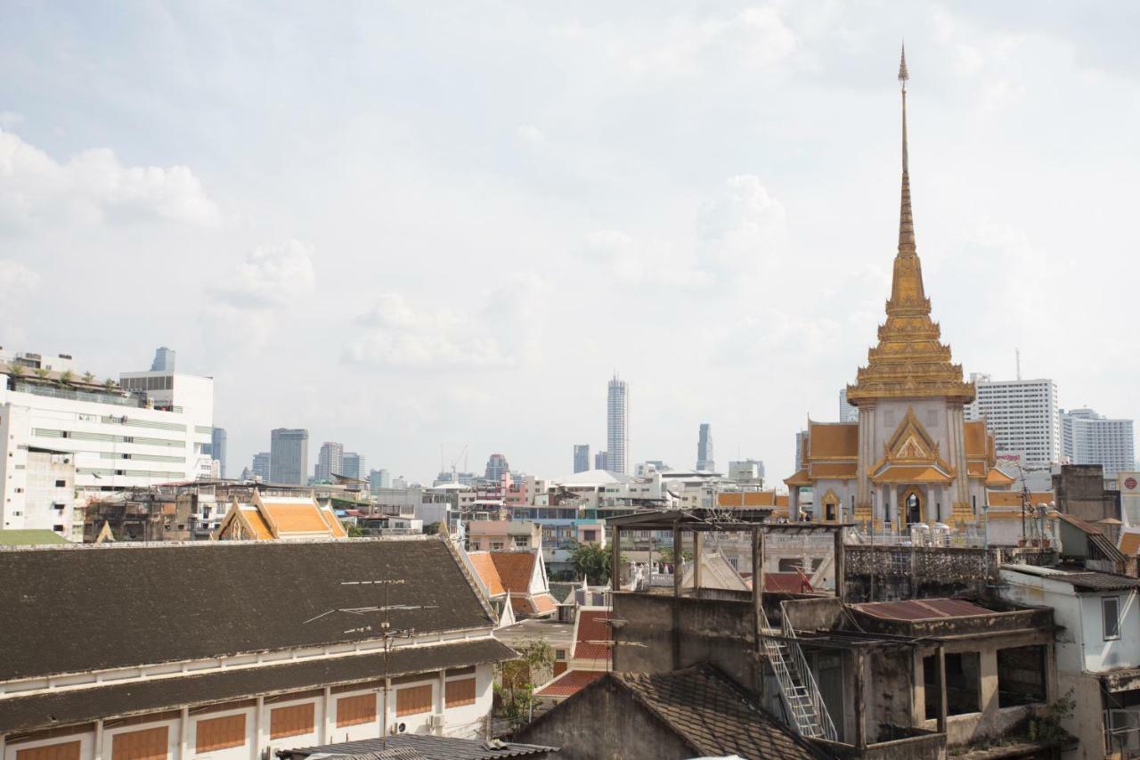 The Orientale Hostel Bangkok Bagian luar foto